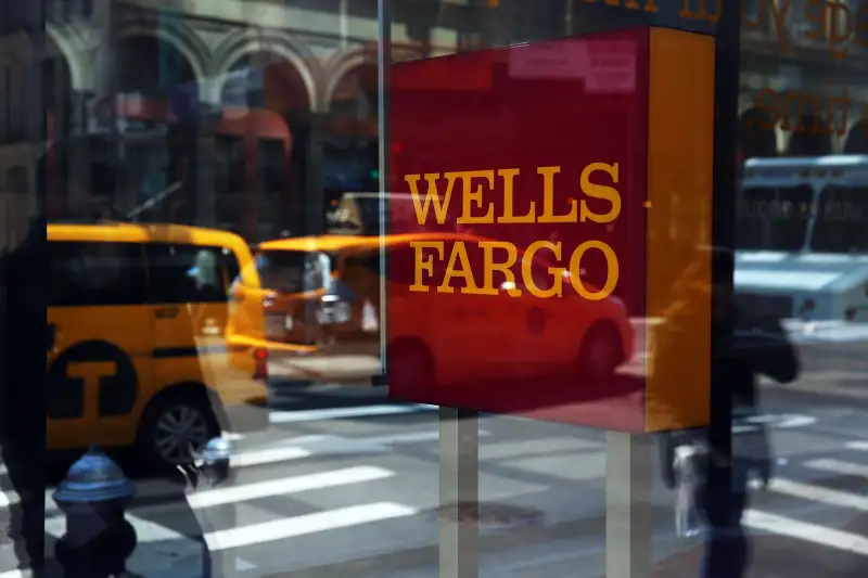 Bank Earnings For First Quarter Point To Turbulent Year For Large Banks