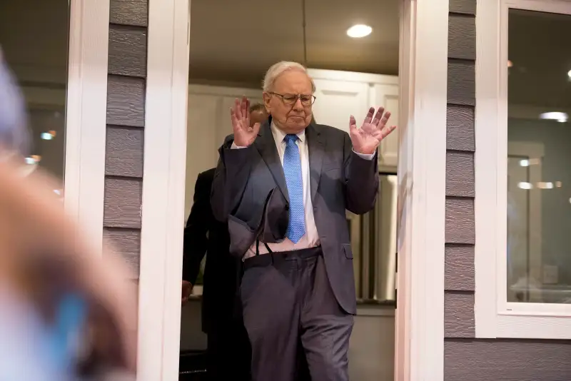 Berkshire Hathaway Inc. Annual Shareholders Meeting