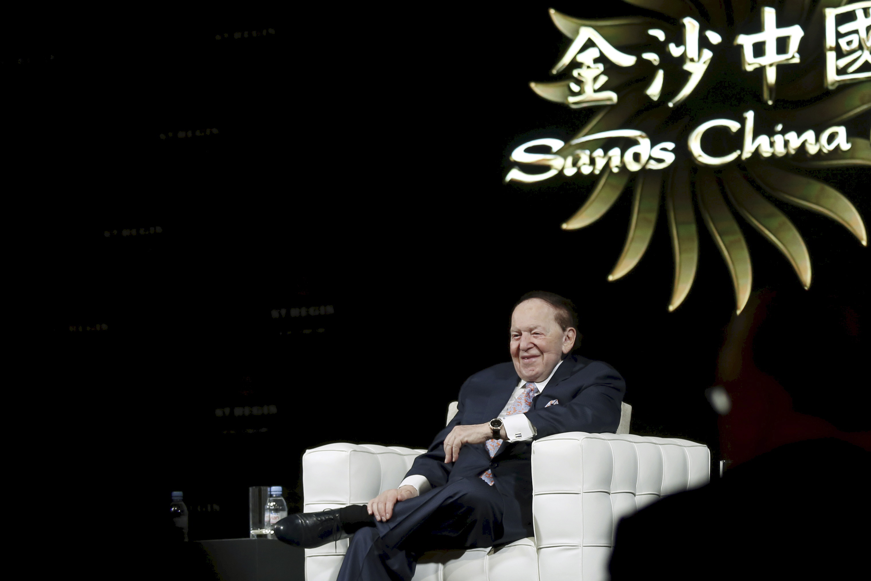 Gambling giant Las Vegas Sands Corp's Chief Executive Sheldon Adelson smiles during a news conference in Macau, China December 18, 2015.