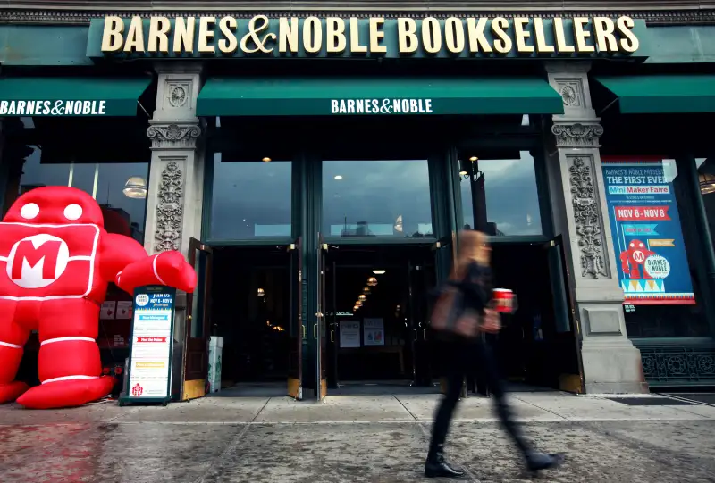 Inside A Barnes & Noble Inc. Location As New CEO Sees Non-Book Items As Key To Holidays