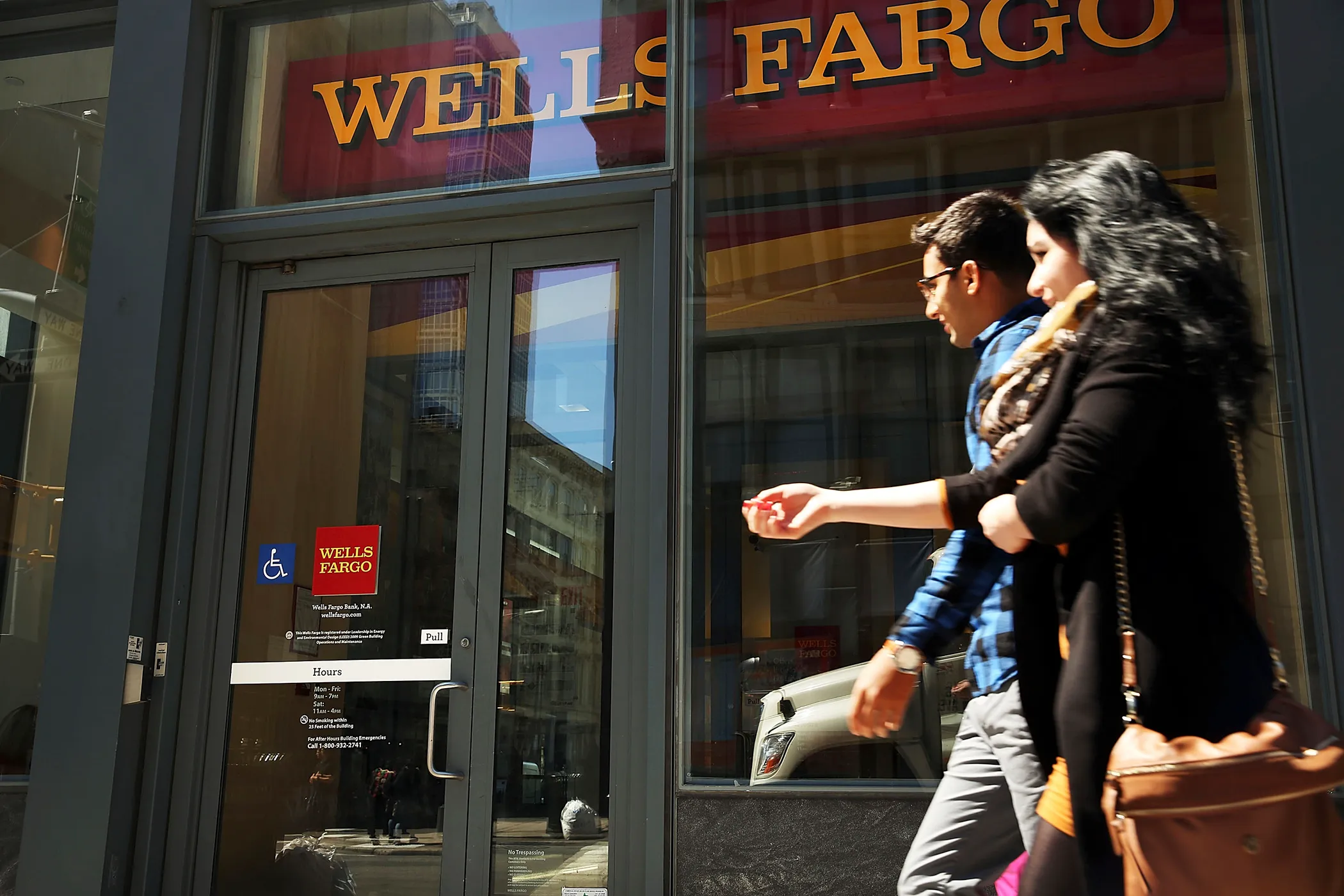 Amazon and Wells Fargo Team Up to Offer Cheaper Student Loans