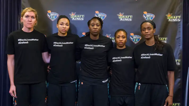 The New York Liberty defeat the San Antonio Stars, 75-65, at Madison Square Garden in New York City, July 10, 2016.