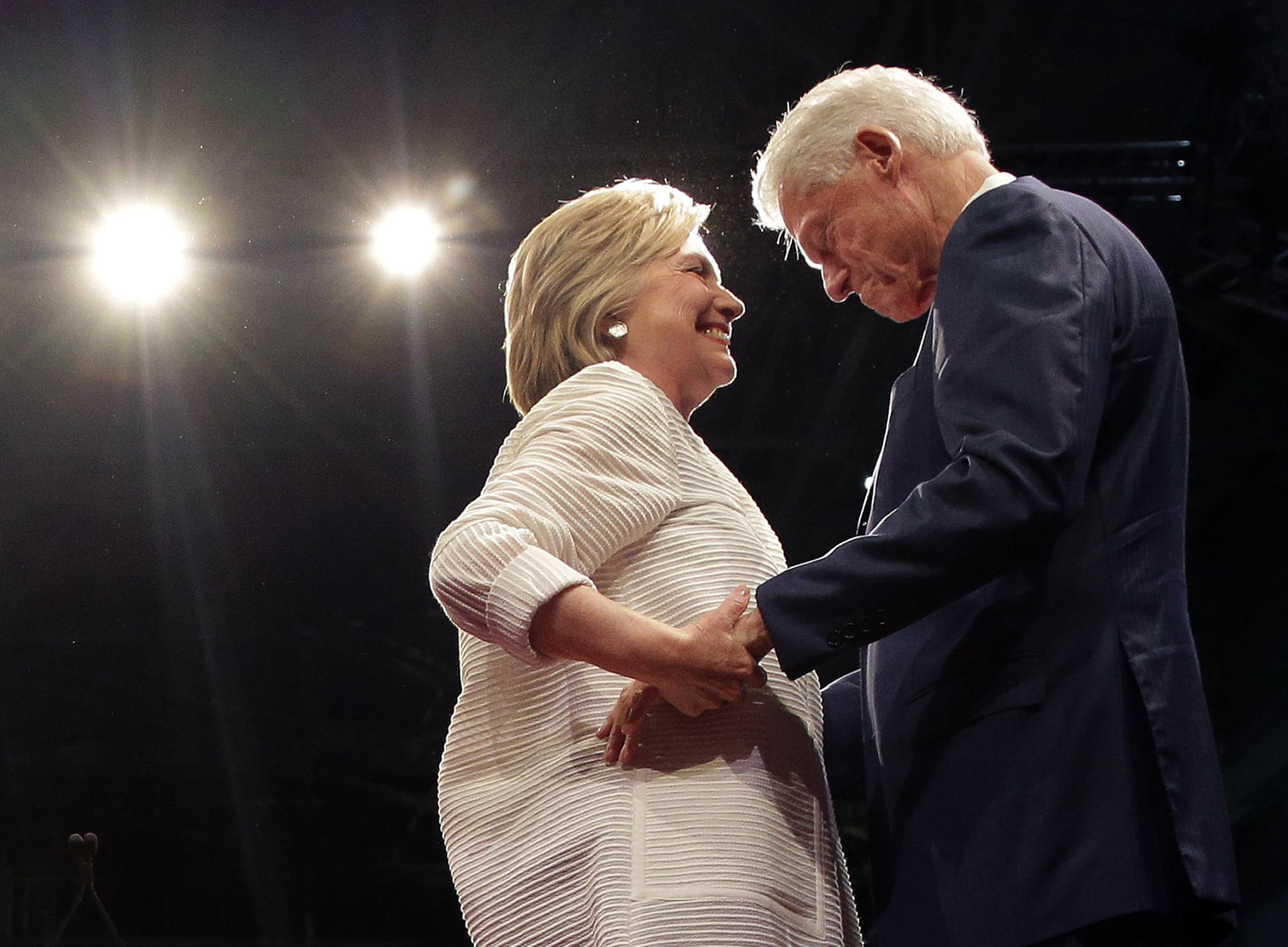How Would Bill Clinton Handle the Job of 'First Spouse'?