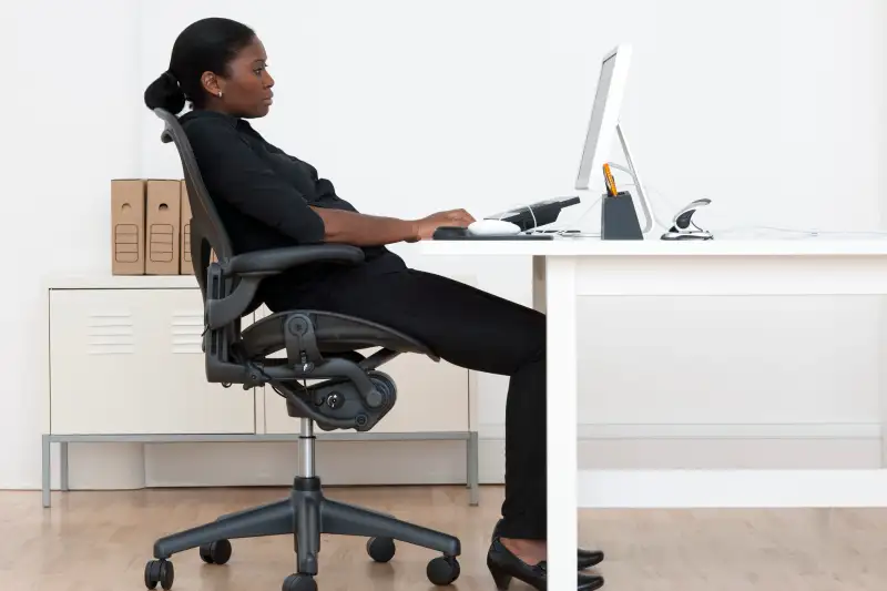 How to Adjust your Office Chair to get the Correct Sitting Posture