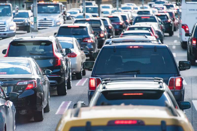 New York city traffic jam: Cars stuck in heavy traffic jam