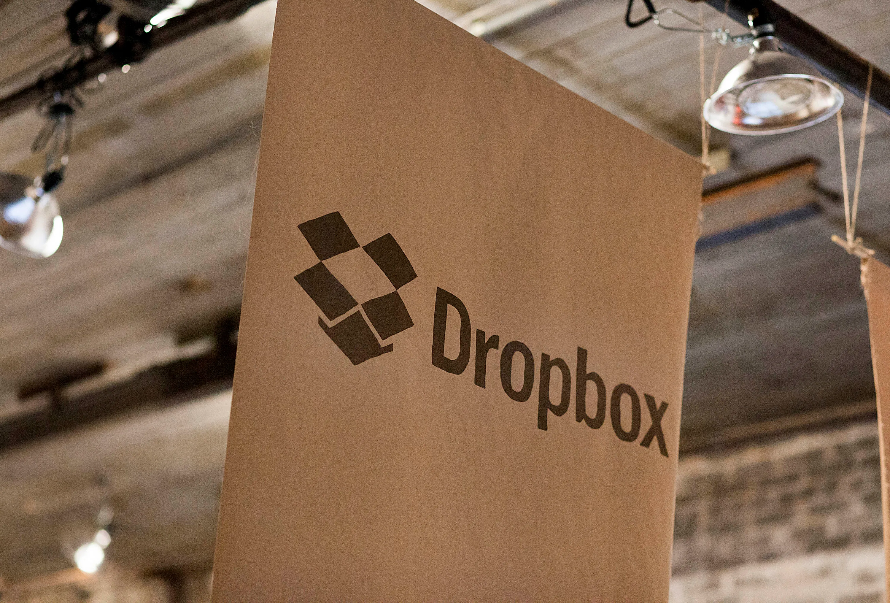 Dropbox Hack Causes 68M User Emails and Passwords to Leak Money