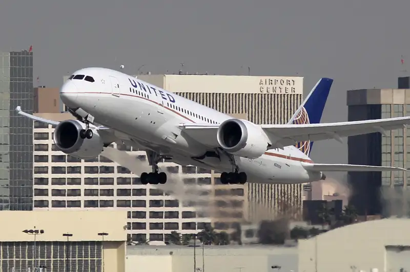 Boeing 787 Faces Renewed Scrutiny After Two New Mechanical Problems