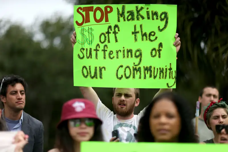 Activists Protest Major Private Prison Operation