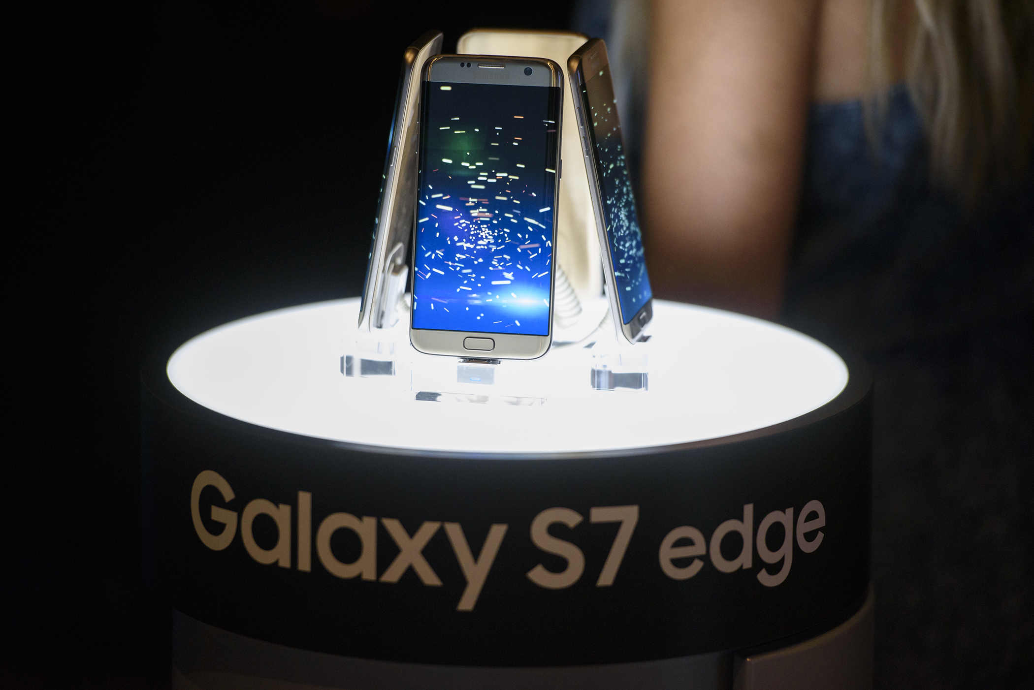 A view of the Samsung Galaxy S7 edge cell phone on display at Samsung 837 on July 19, 2016 in New York City.