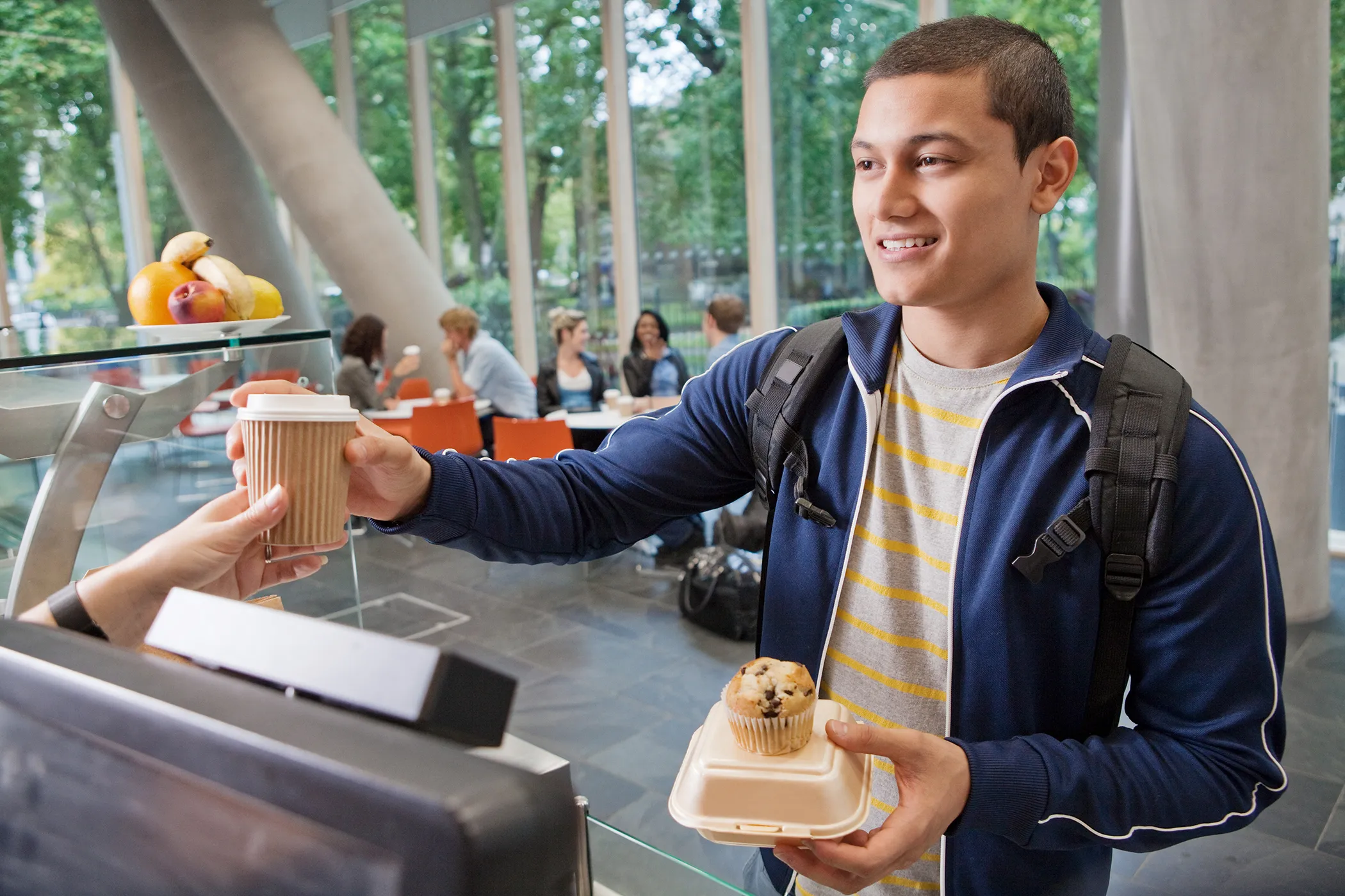 How to Help Your New College Student Avoid Money Minefields