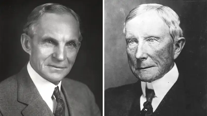 (left) American engineer and automobile manufacturer Henry Ford (1863-1947); (right) American industrialist and philanthropist John Davison Rockefeller (1839 - 1937)