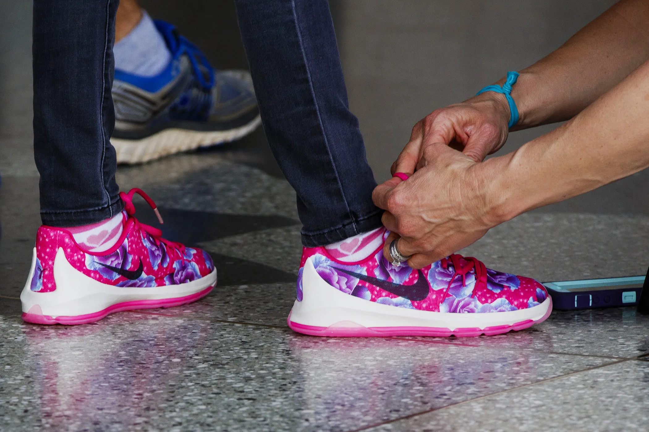 sneakersales