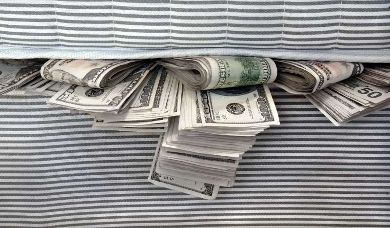 money hidden in mattress