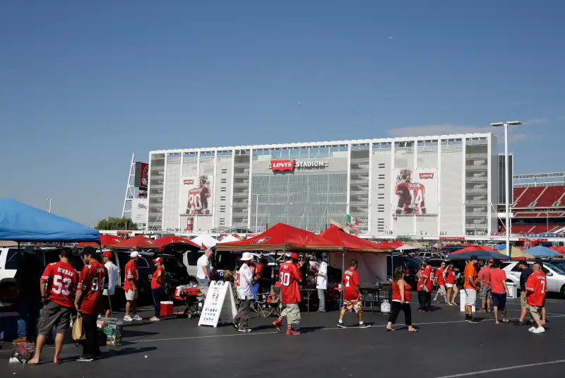 Tailgate Parking Pass: Washington Commanders at Los Angeles Rams for Sale  in Irvine, CA - OfferUp