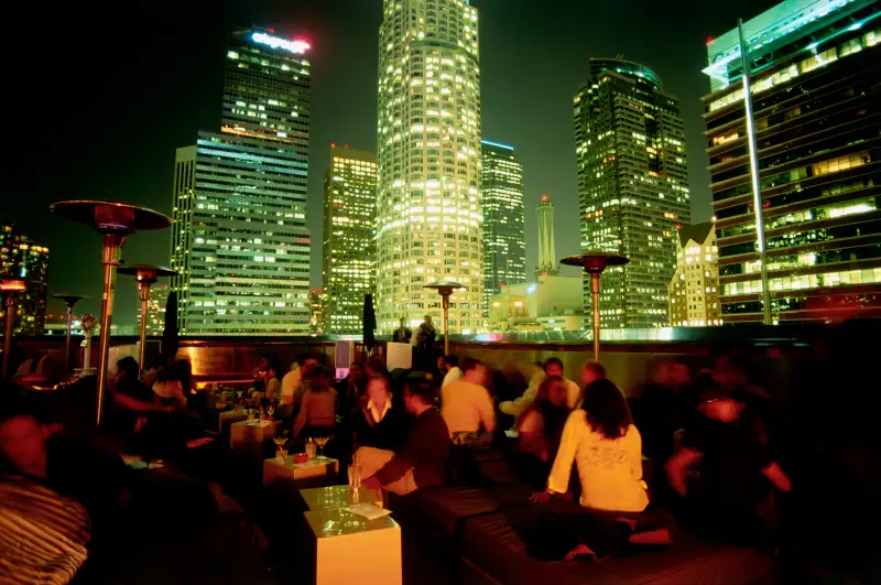 BPL2016_richsingle_LA 3. Los Angeles: Looking to date a movie star? Not likely to happen. But in Los Angeles, taking a date to the movies is easy, given that the City of Angels has more theaters within 30 miles than most any place else in the country.