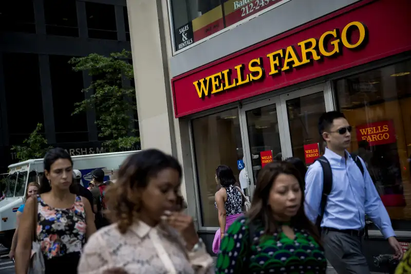 A Wells Fargo &amp; Co. Bank Branch Ahead Of Earnings Figures