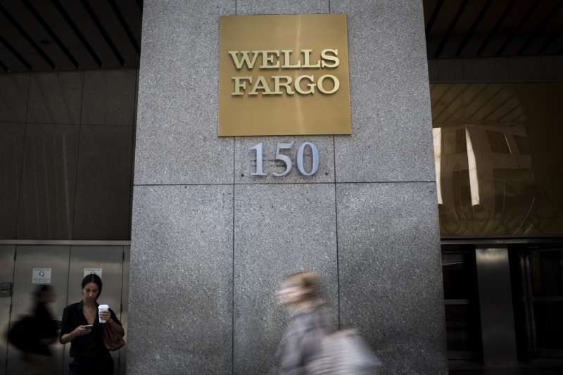 Protest Against Wells Fargo &amp; Co. As Senators Urge DOJ To Focus On Executives In Probe