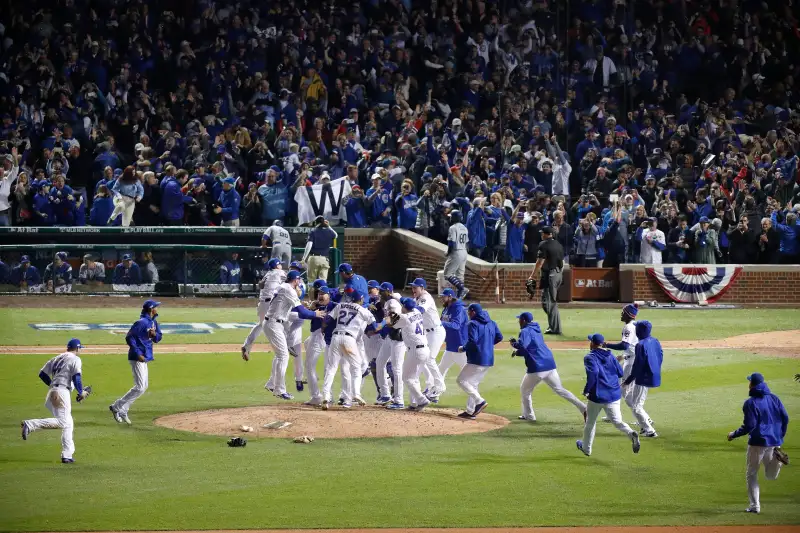 22 Chicago Cubs Retired Numbers Stock Photos, High-Res Pictures, and Images  - Getty Images