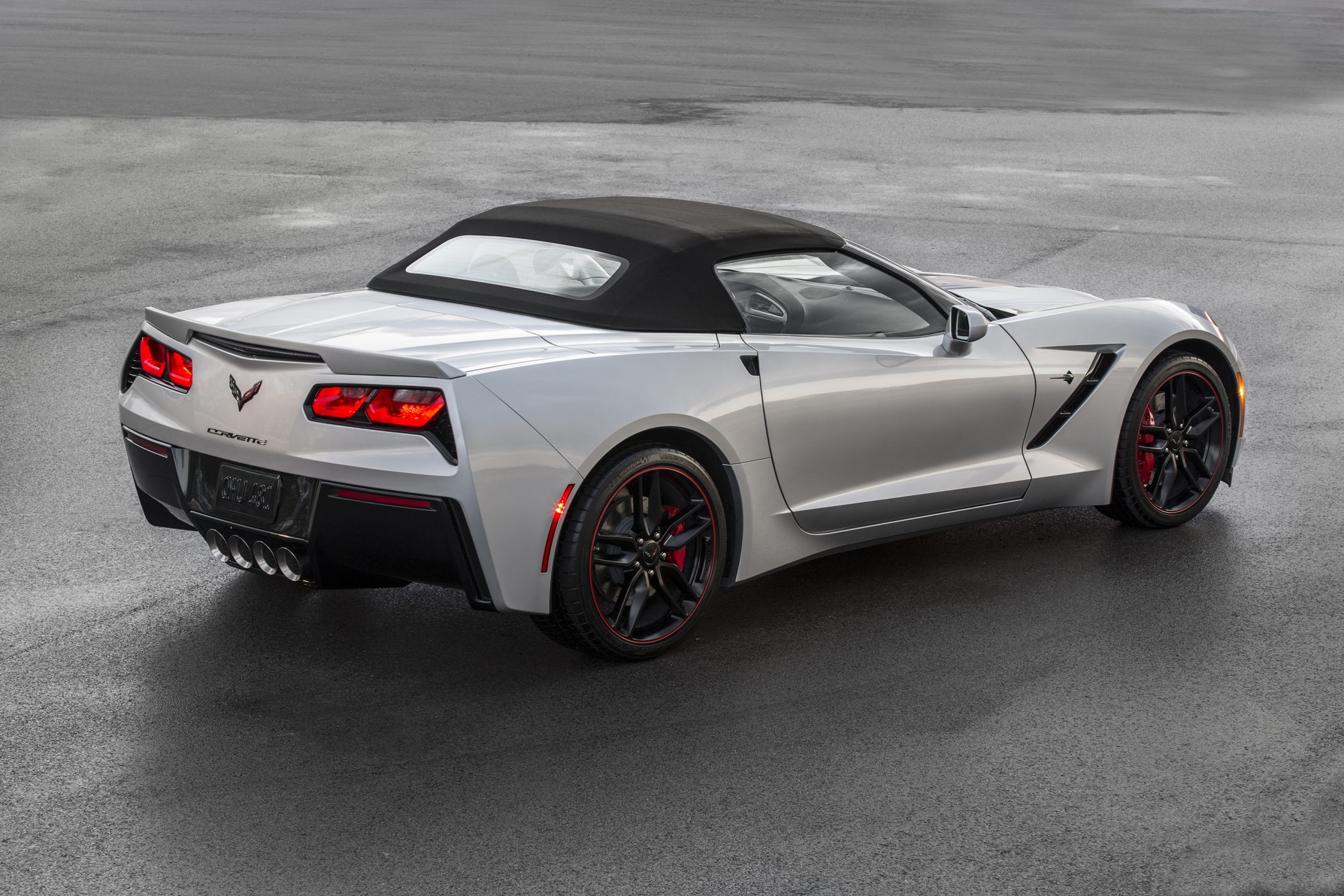 <strong>Best Convertible:</strong> The <a href="http://www.edmunds.com/chevrolet/corvette/2016/" target="_blank">Chevrolet Corvette</a>—named best non-luxury convertible for retained value four of six times since 2011—may have a near-luxury price tag at $60,280. That said, it depreciates less than some of its luxury counterparts, losing 42% of its value over five years.