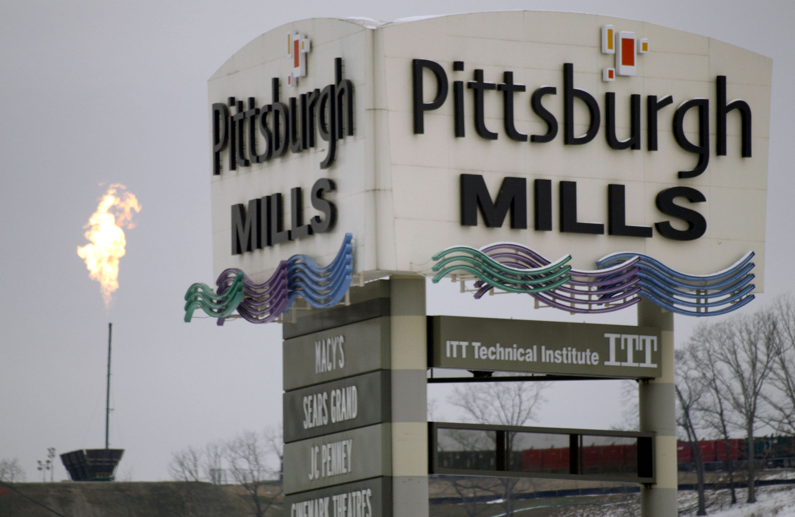 A Mall Once Worth Millions Has Been Auctioned off for $100