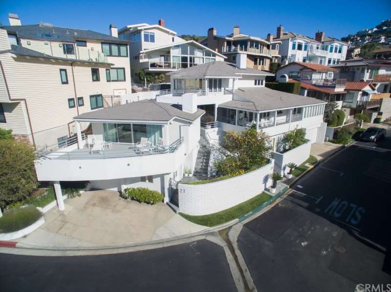 Warren Buffett Laguna Beach Home Exterior