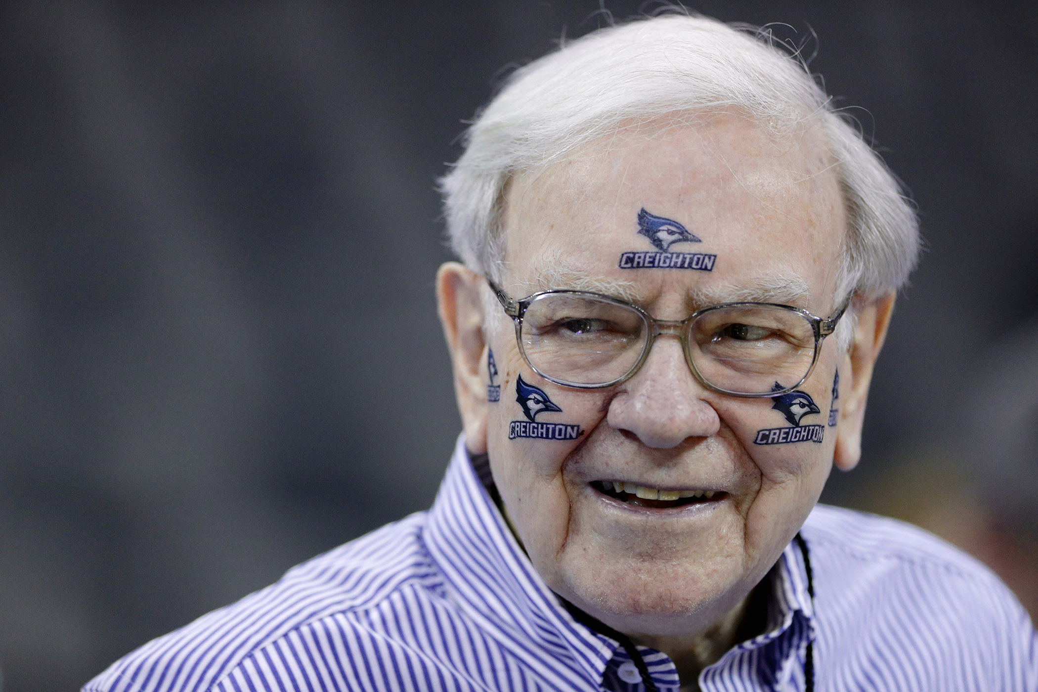 The Prize for Warren Buffett's Latest Giveaway Is $1 Million a Year for Life