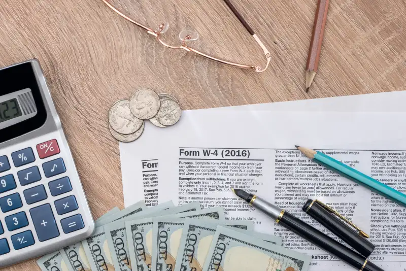 2017 tax form - w4 with money.