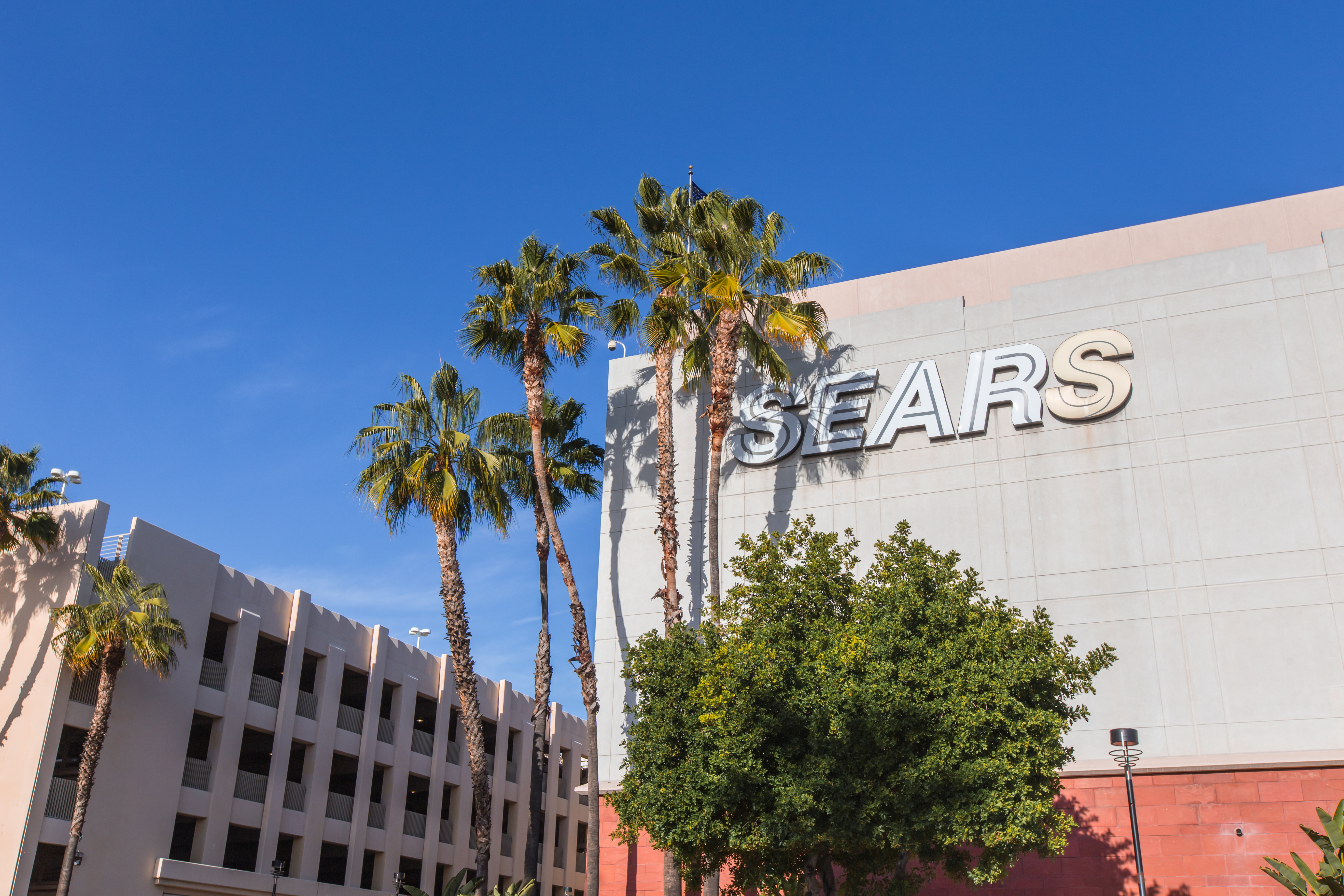 Sears Isn’t Sure It Can Even Stay in Business