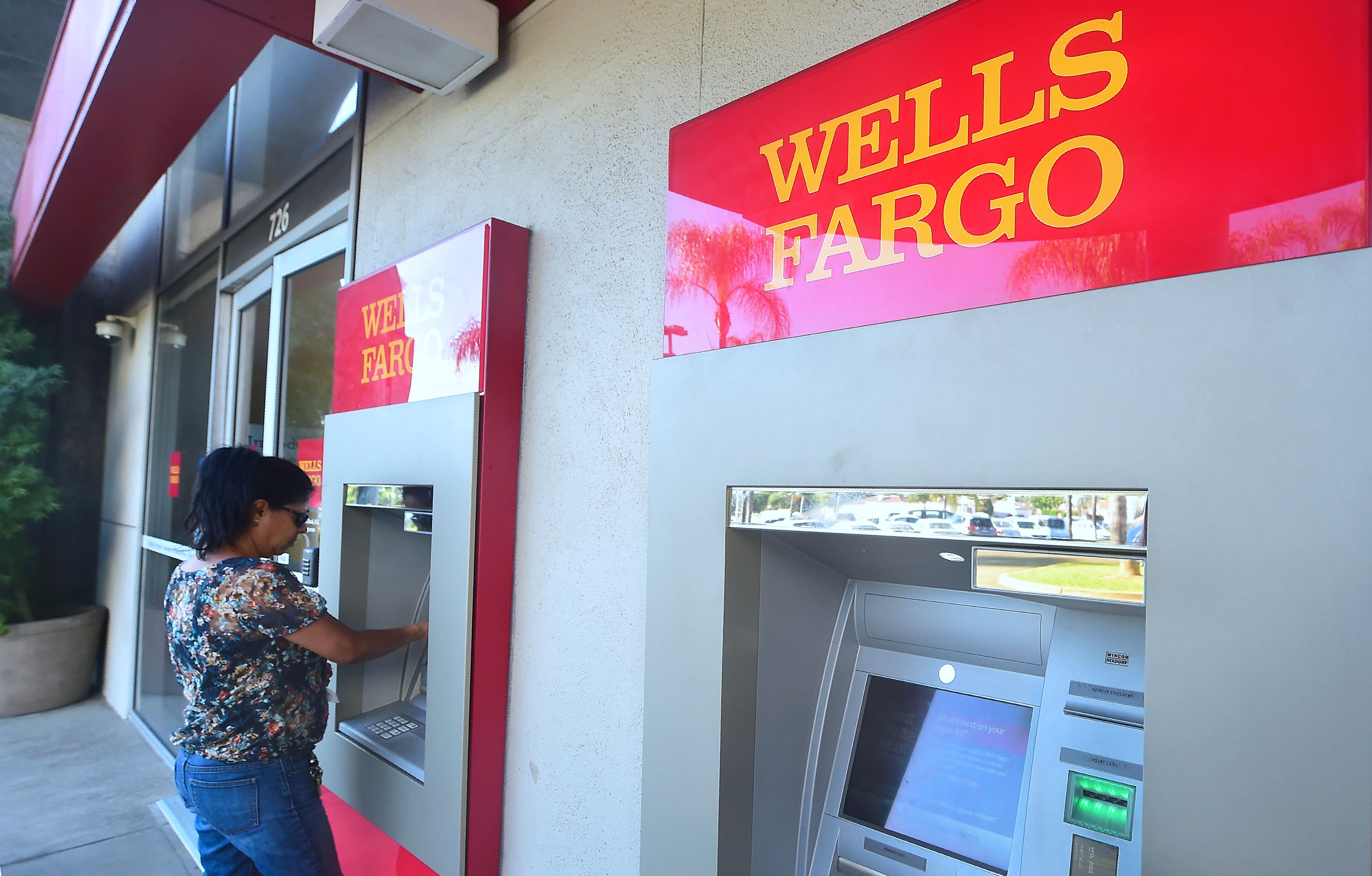 You Can Now Use Wells Fargo ATMs Without a Card
