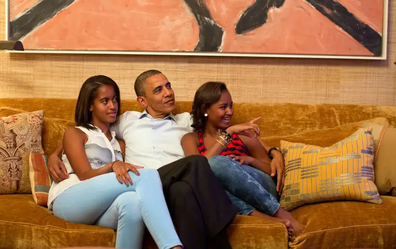 170426-successful-people-before-bed-obama