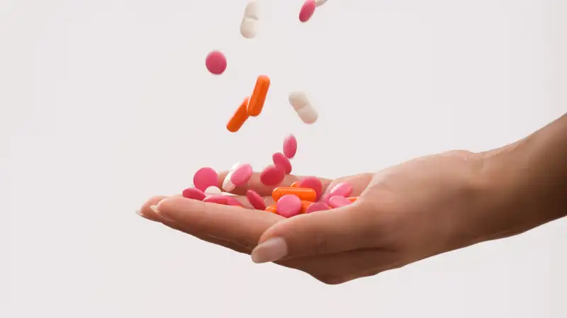 hand with pills