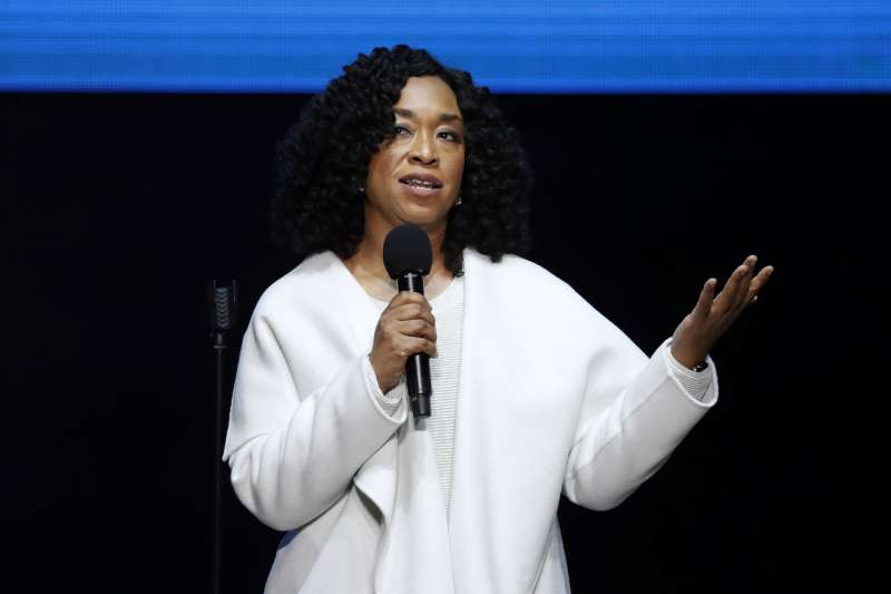 Television producer Shonda Rhimes speaks during a concert and campaign rally for U.S. Democratic presidential nominee Hillary Clinton in Philadelphia, Pennsylvania, U.S., November 5, 2016.