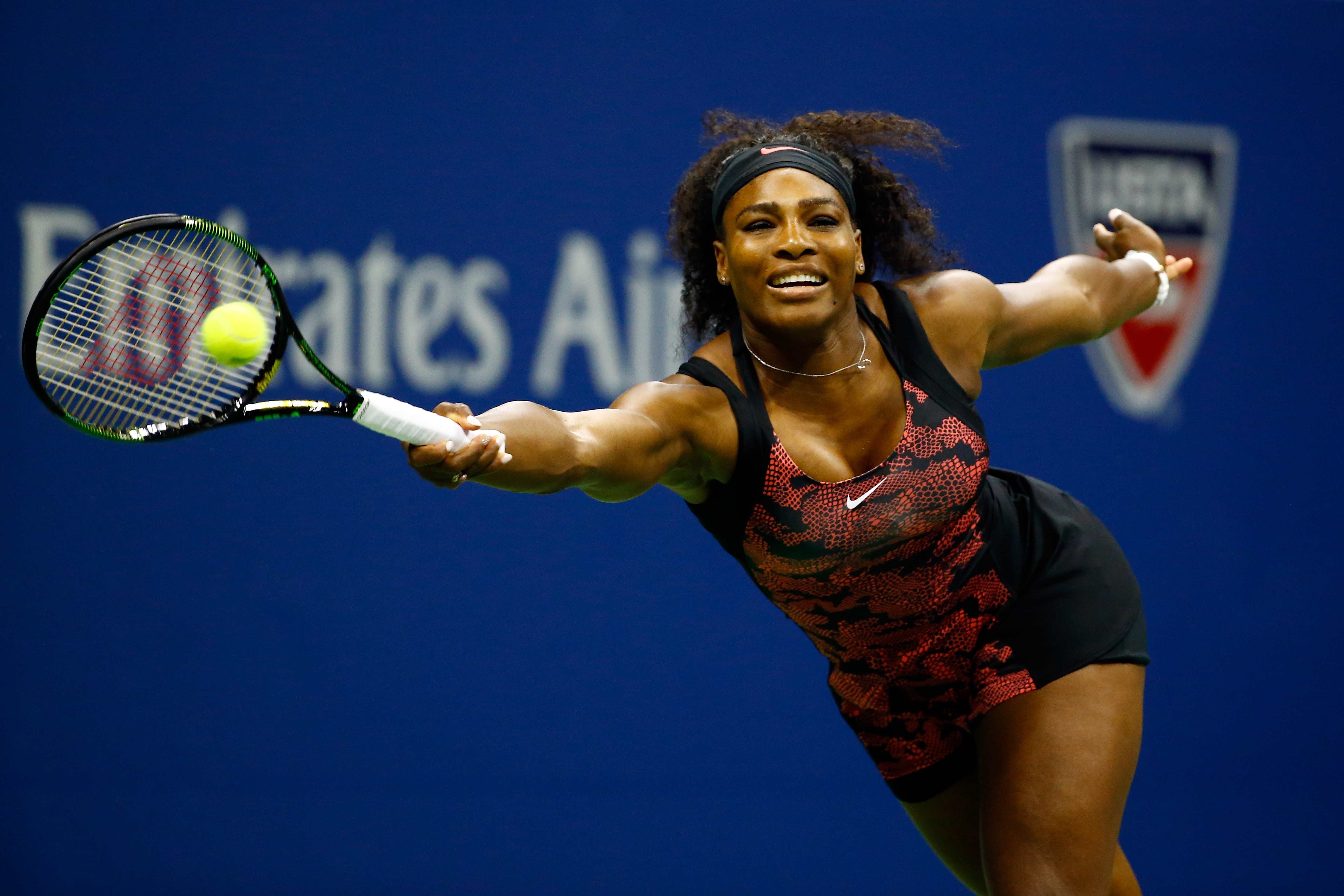 Serena Williams Says She Tried to Deposit Her First $1 Million Check at Her Bank's Drive-Thru