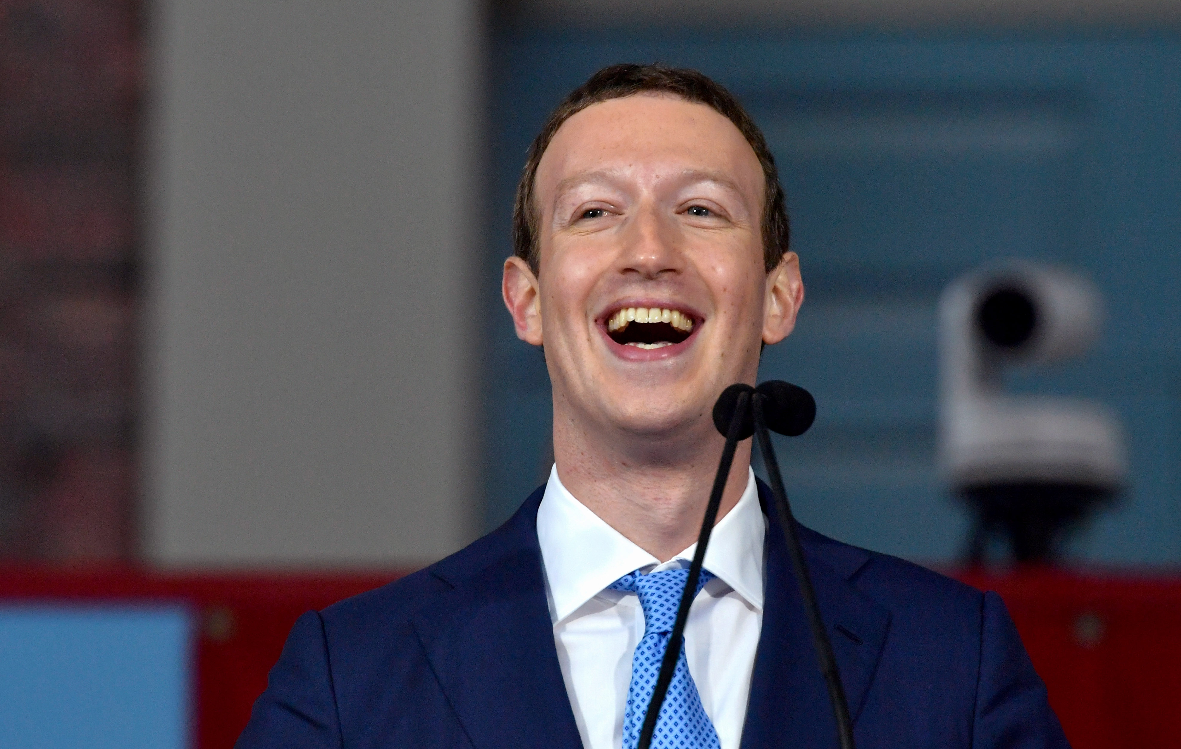 Mark Zuckerberg Just Became the World's Fifth Richest Person