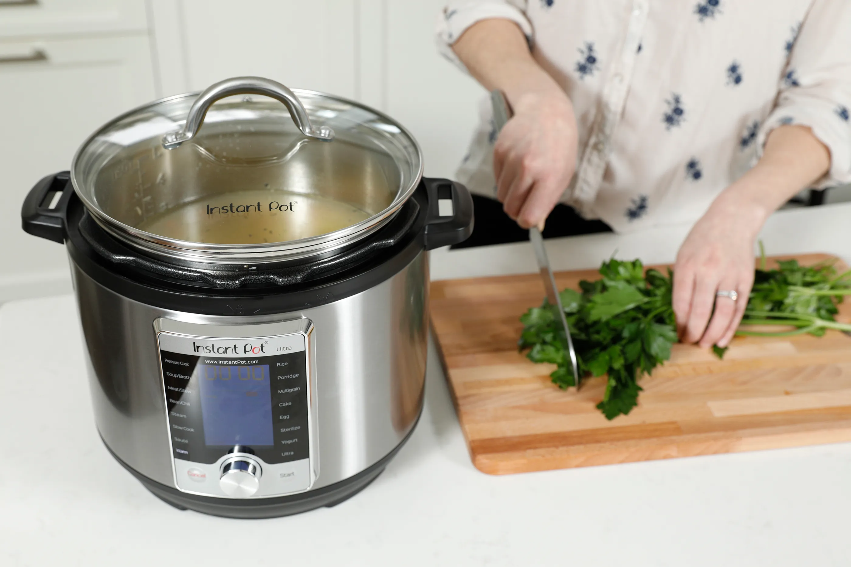 Instant Pot(R) Obsession: The Ultimate Electric Pressure Cooker