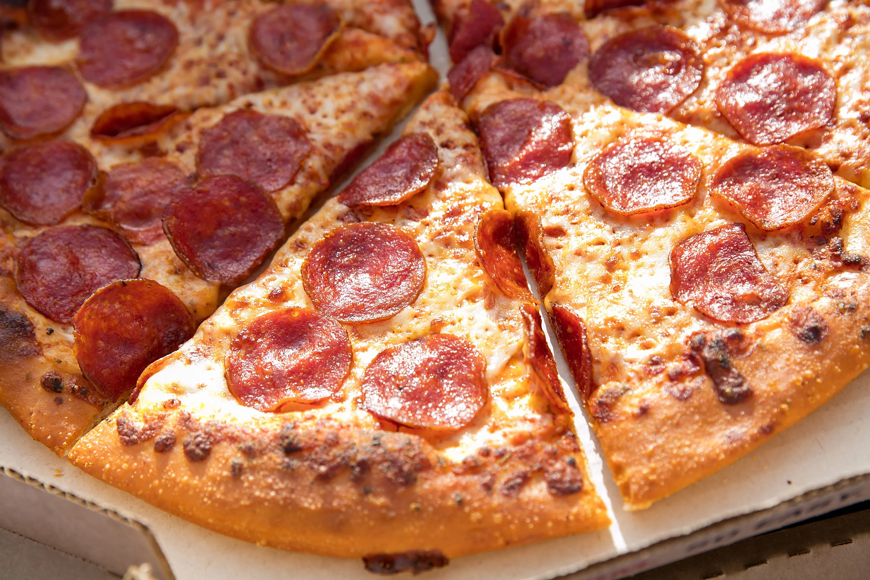 Pizza Hut Just Launched a Rewards Program. Here's How Easy It Is to Get a Free Pizza