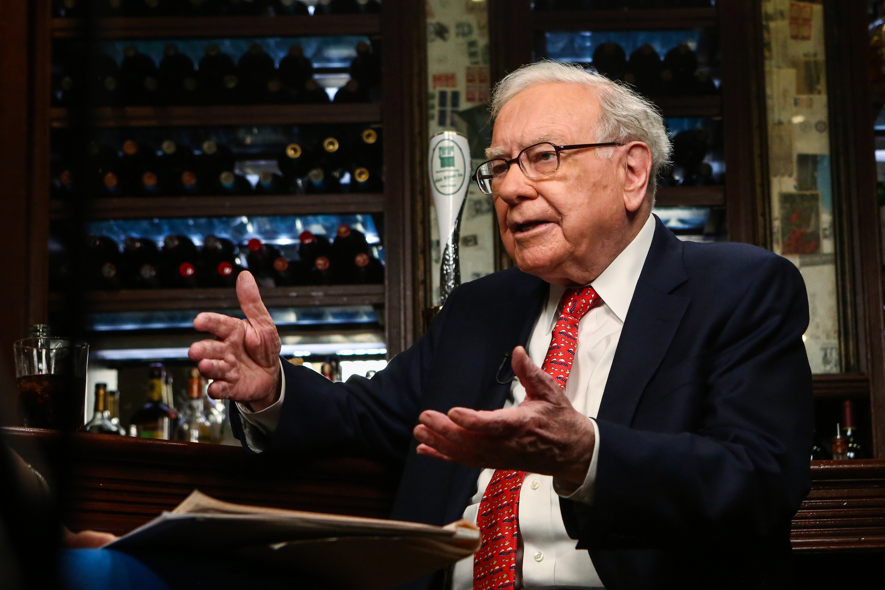 Warren Buffett's Favorite Market Indicator Says Stocks Are in Trouble