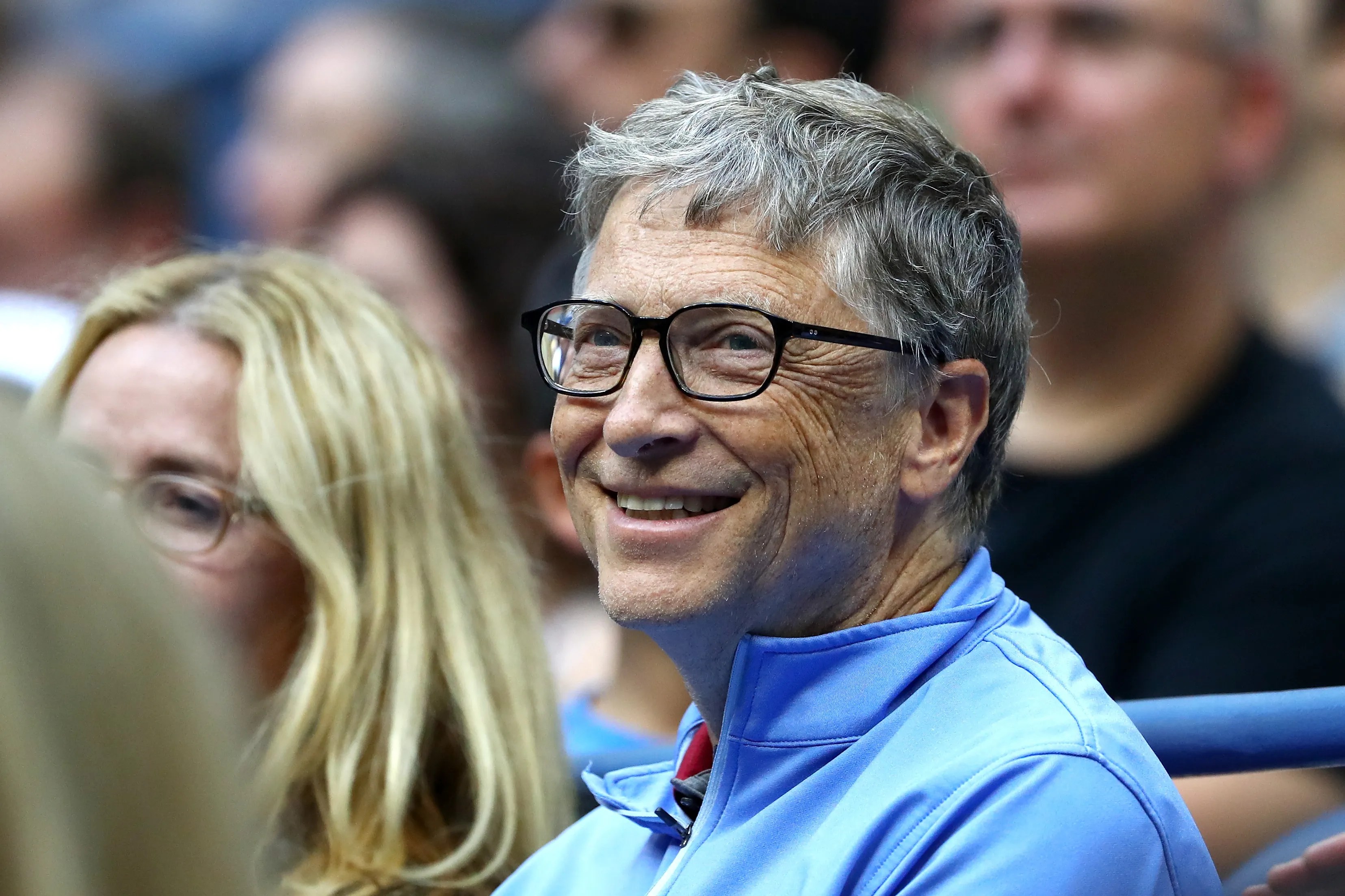 Потратить 100000000000 билла гейтса игра. Билл Гейтс с деньгами. ПАТРАТ деньги Билла Гейтса. Потратьте деньги Билла Гейтса на русском. Можно тратить деньги Билла Гейтса.