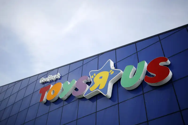 Toys R Us Is Said To File For Bankruptcy