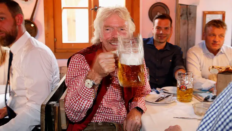 171012-richard-branson-beer-coaster-pitch