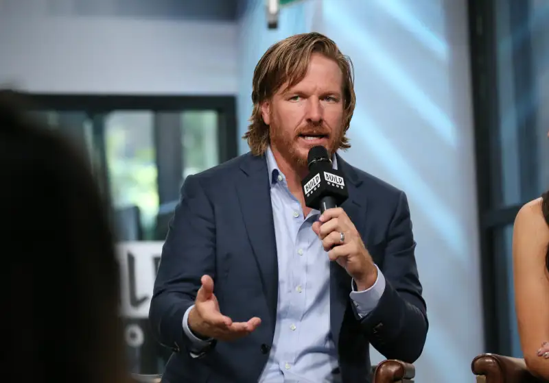 Build Presents Chip & Joanna Gaines Discussing Their Book Capital Gaines: Smart Things I Learned Doing Stupid Stuff
