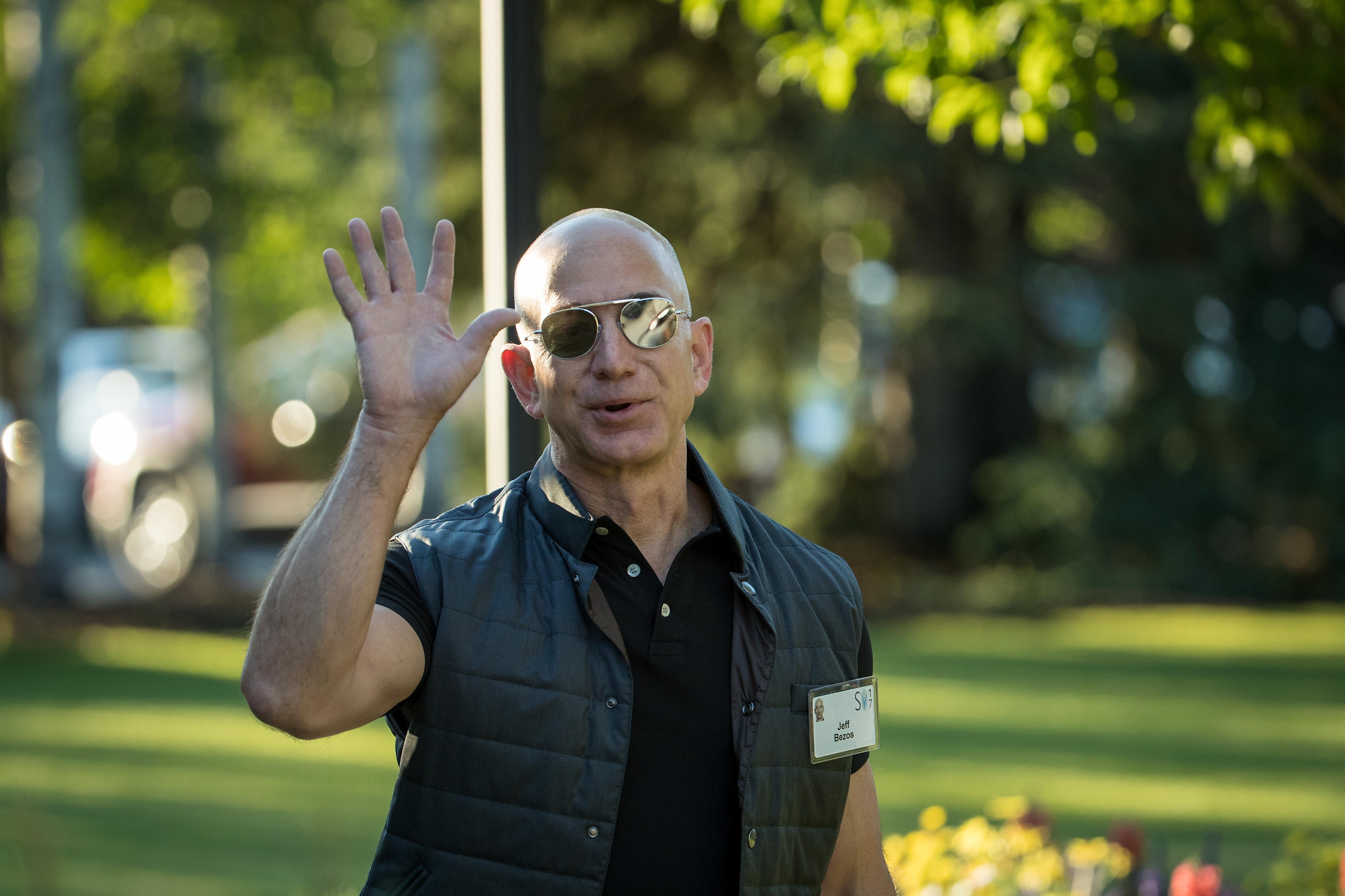 Jeff Bezos Is the World’s Richest Man — Again