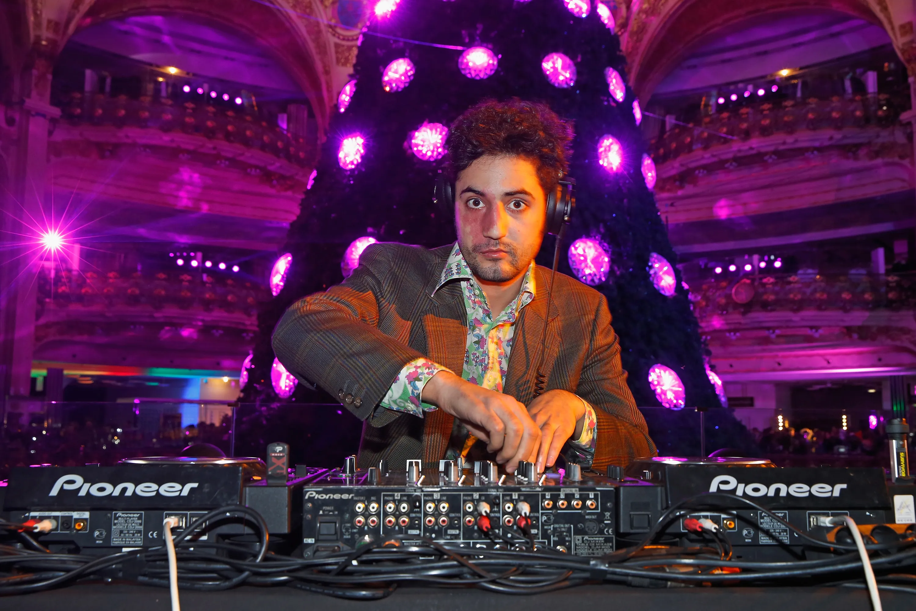 Meet the 32-Year-Old Billionaire Beer Heir Who DJs Music Festivals for a Living