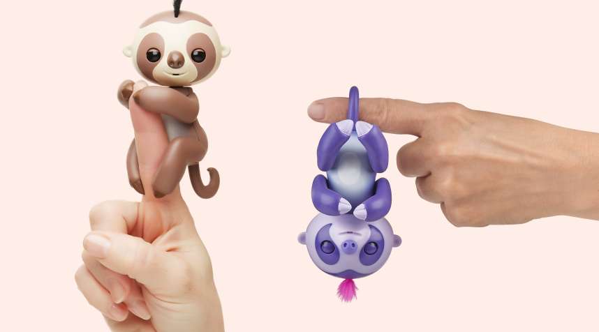 Meet Kingsley, the new Sloth in the Fingerlings toy family.