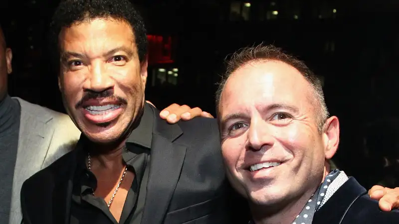 DuJour Magazine And Jason Binn Launch Lionel Richie Home Collection With IMPULSE! International