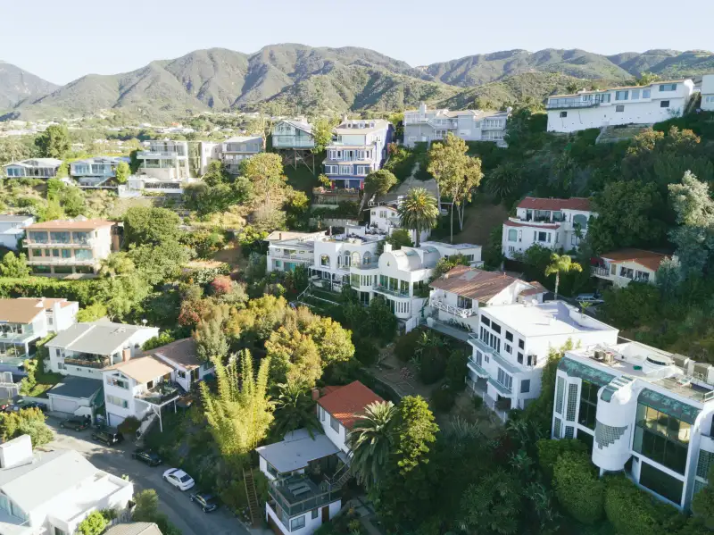 Beach Front Homes in Malibu, CA