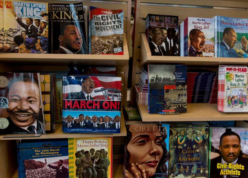 Washington, D.C. USA. 23rd Aug, 2013. Books line the shelves of the bookstore and gift shop of the Martin Luther King Jr. Memorial on the eve of the National Action Network's rally and march to commemorate the 50th Anniversary of the 1963 March on Washing