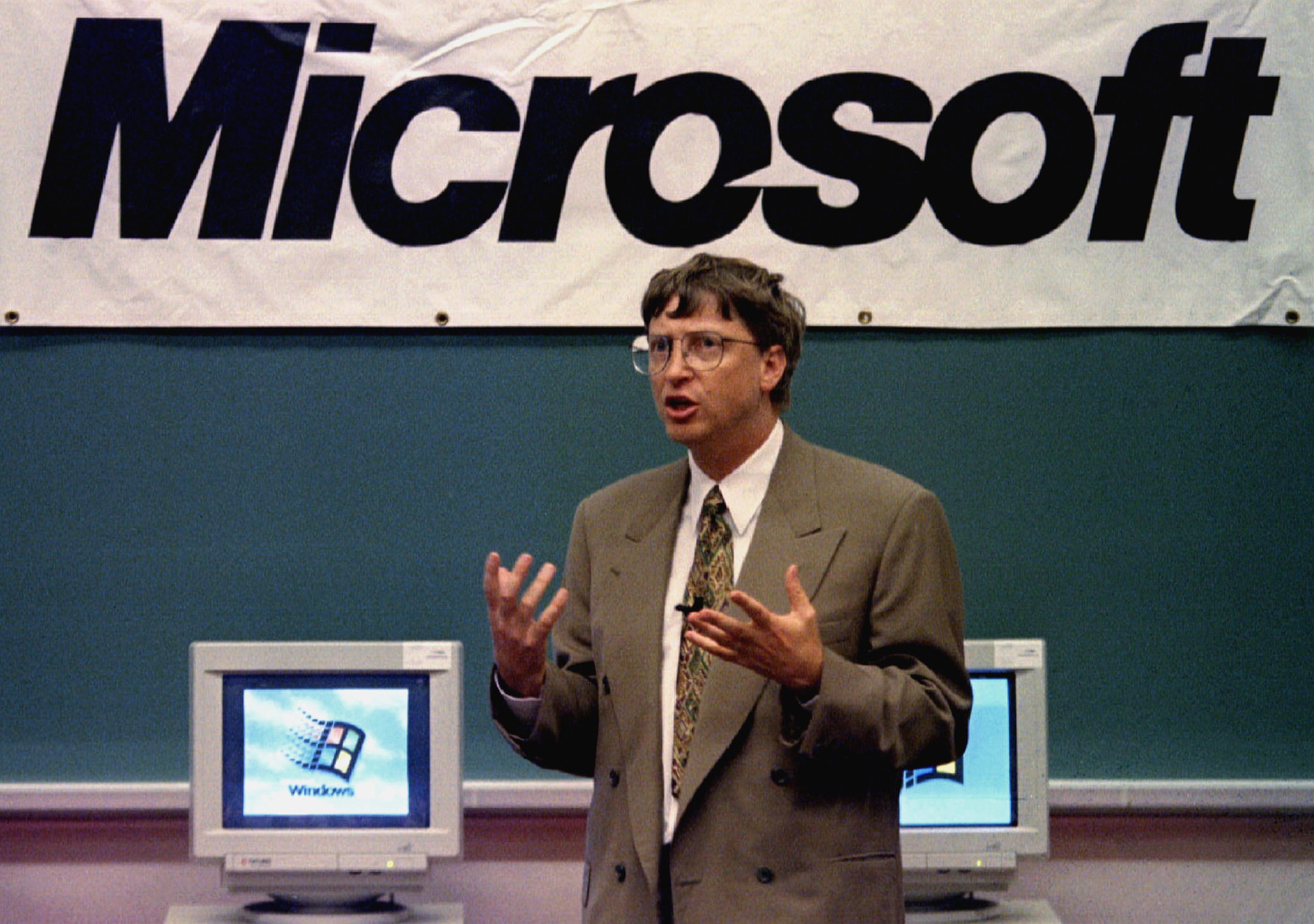 Microsoft Chairman Bill Gates addresses the participants of a computer camp at Carleton University i..