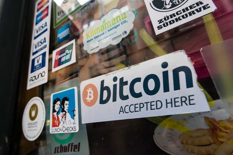 Cafe accepting Bitcoins and housing Bitcoin ATM
