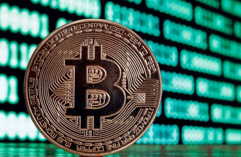 Digital Cryptocurrencies Bitcoin And Litecoin : Illustration in Paris